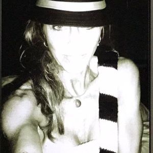 Meet your Posher, Angie